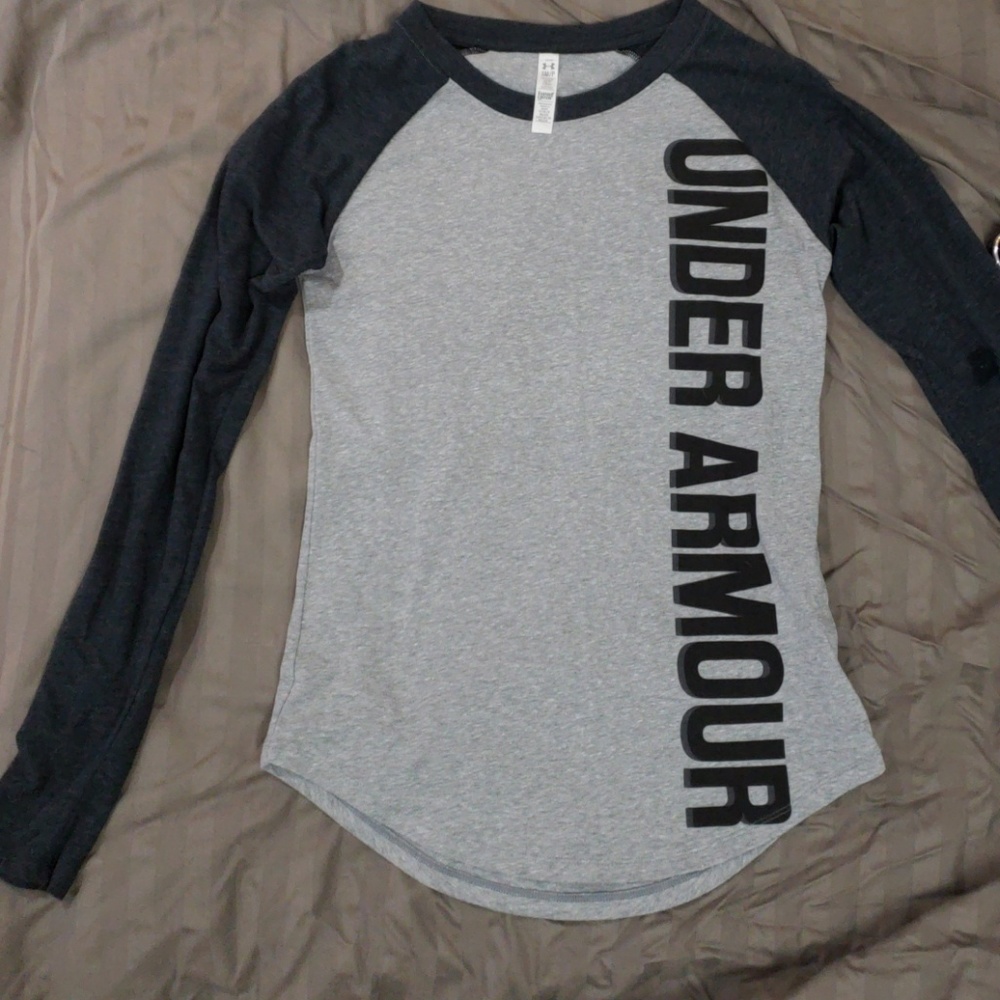 Under Armour Long Sleeve